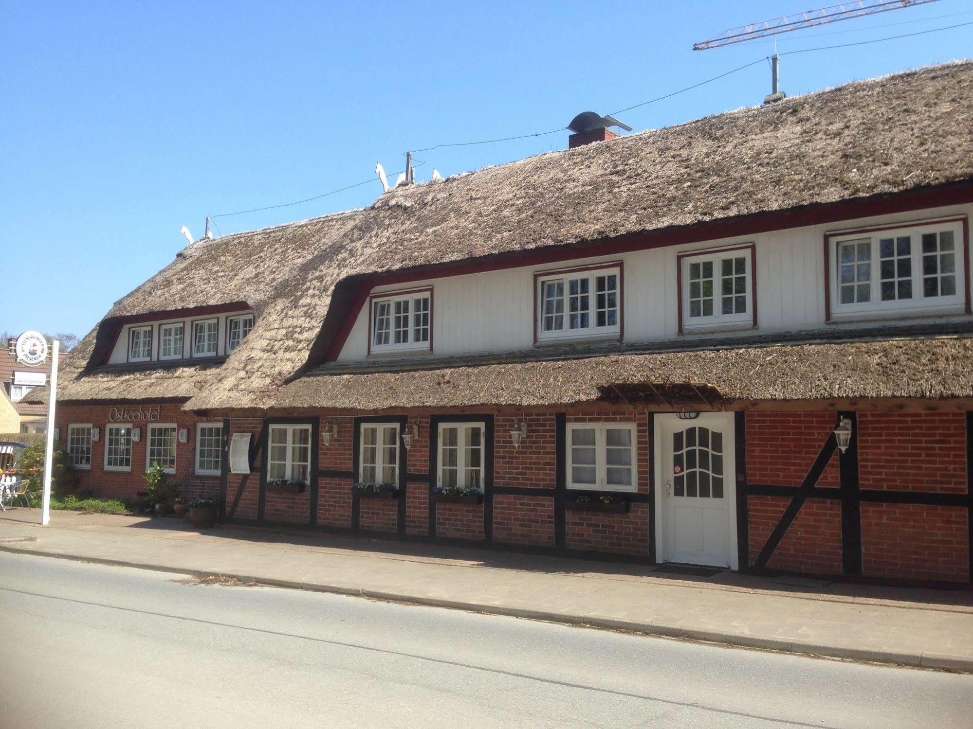 Das Ostseehotel Blekendorf Buitenkant foto